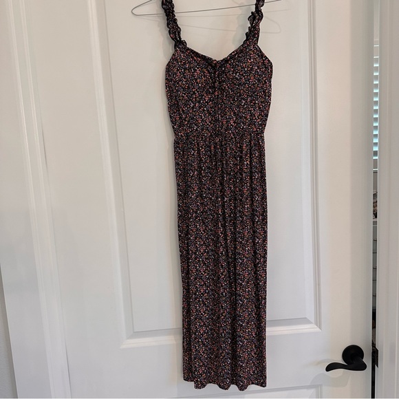 Floral Dress with slit - Picture 2 of 4